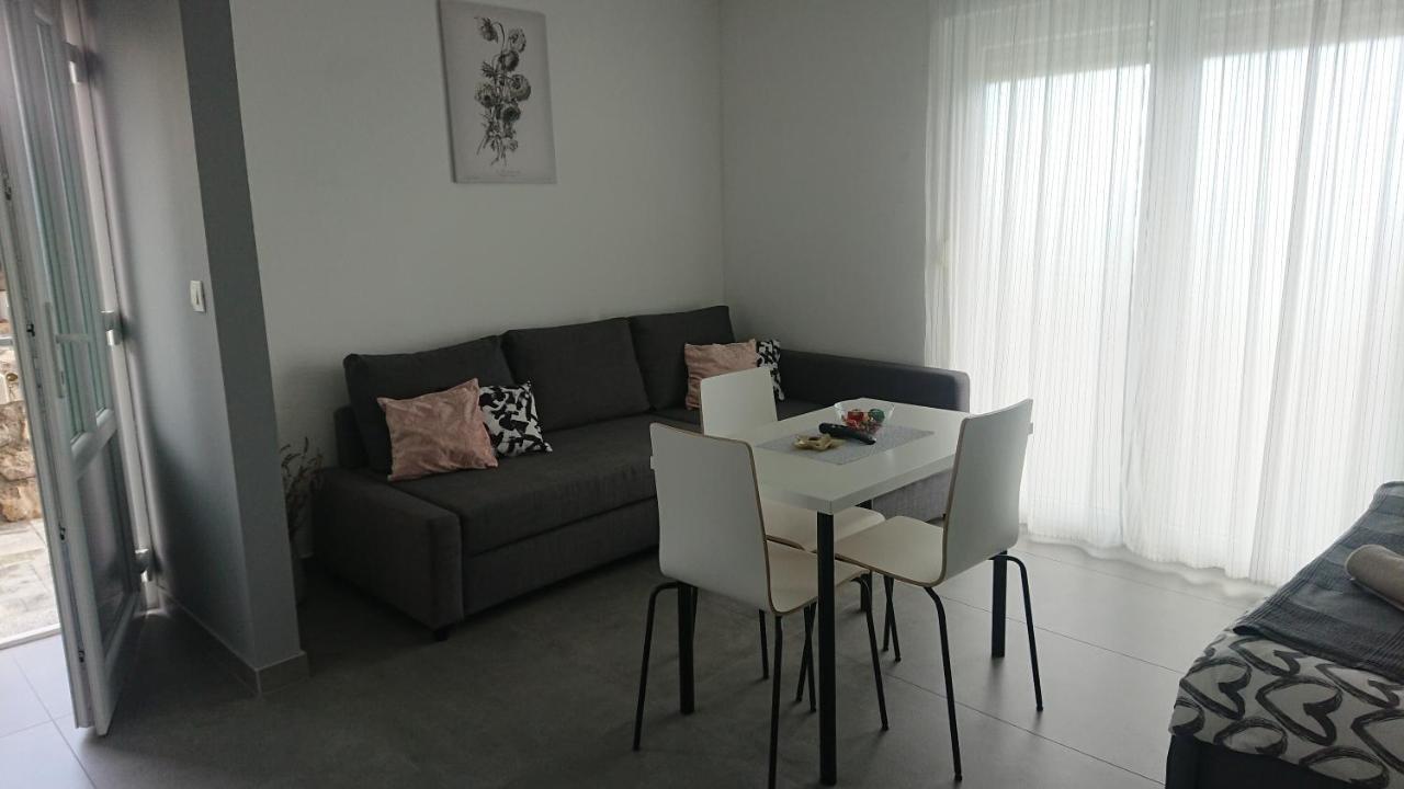Studio Apartman Kastav Hill Exterior foto